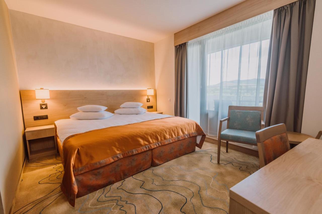 Ensana Ursina Hotel Sovata Luaran gambar